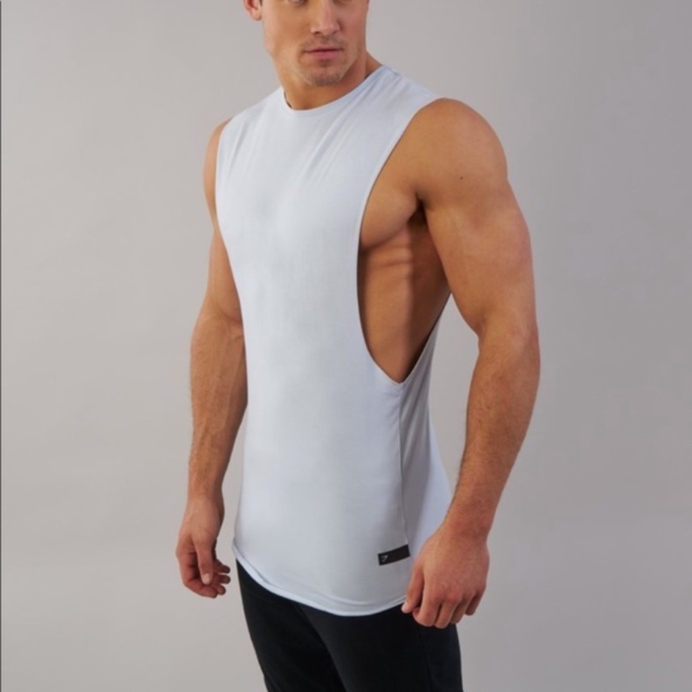 🦈GYMSHARK🦈 TANK TOP - LIGHT BLUE - MED